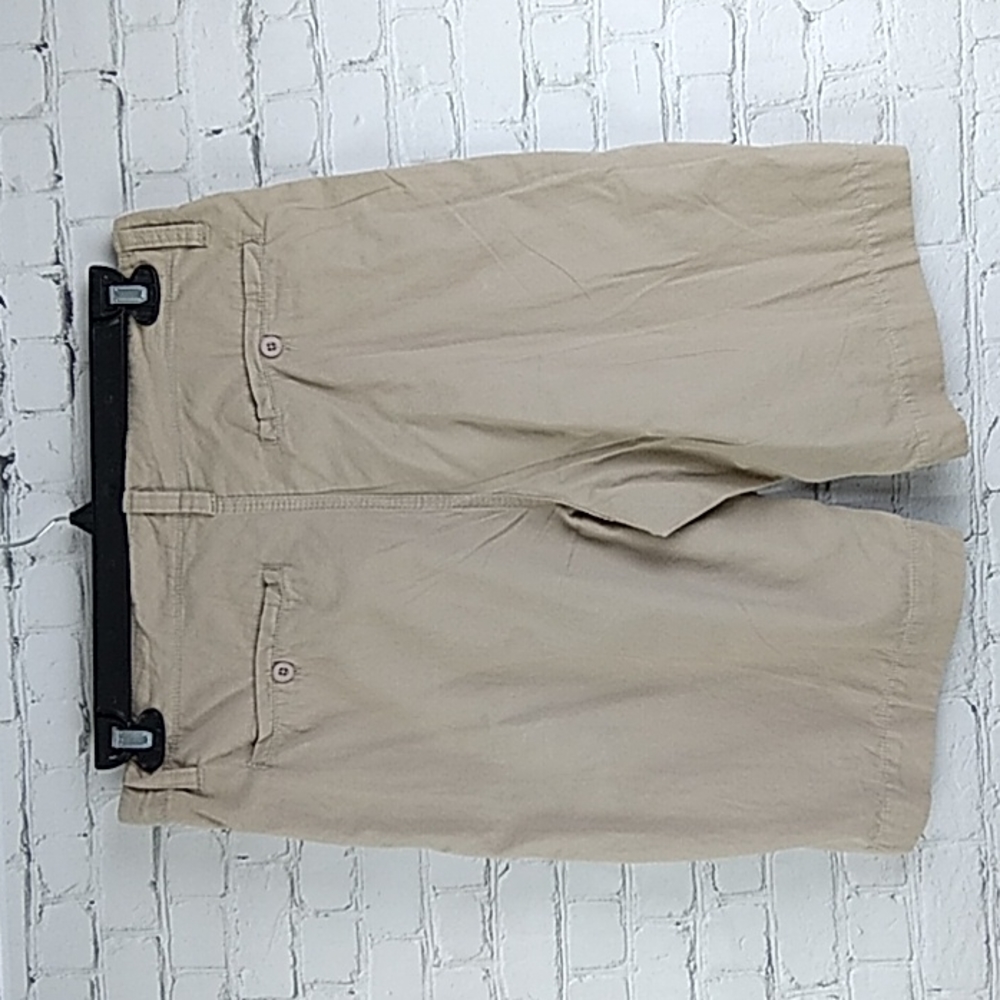 Mens Iowa Hawkeyes NCCA khaki Shorts 34 NWT - Picture 5 of 7